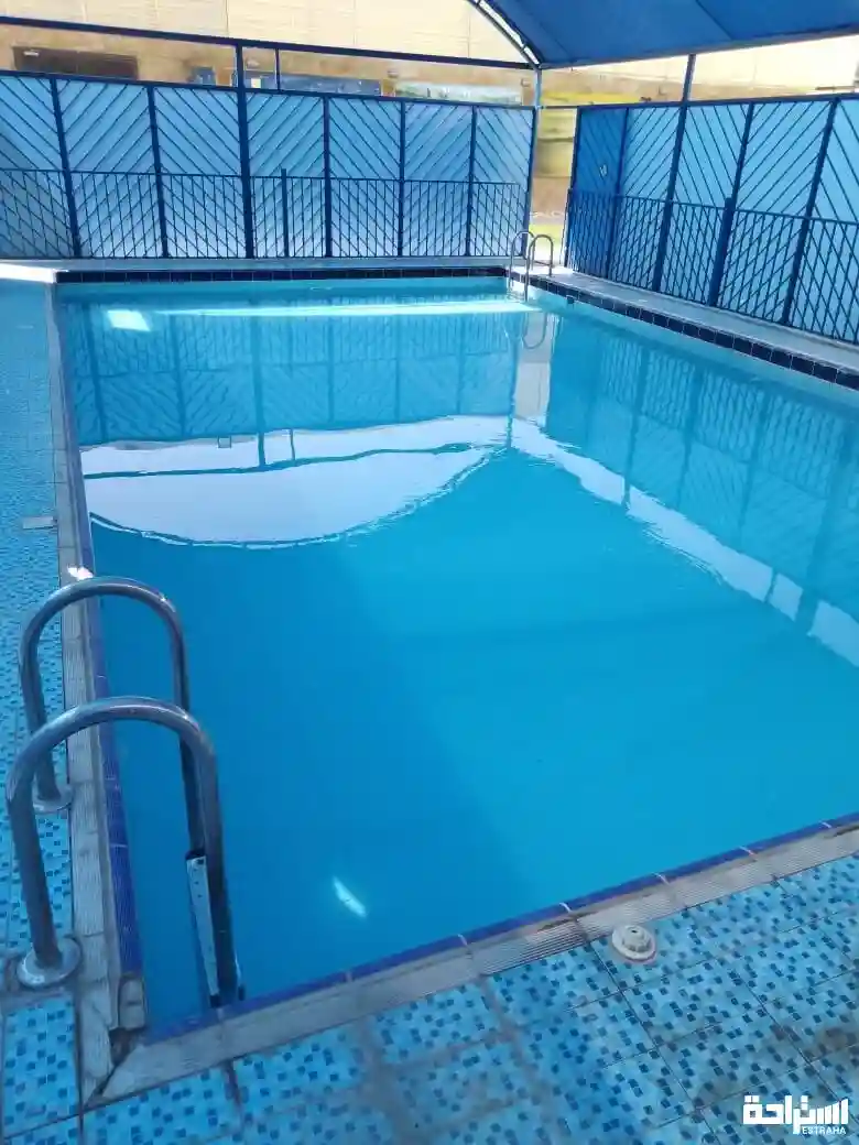 استراحة حمراء طيبة